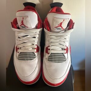 Jordan 4 fire red 2020 6.5Y